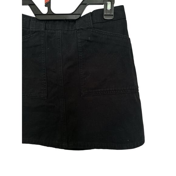 BDG Mini Skirt W/ Front Pockets - Size Medium, Black 100% Cotton - Picture 4 of 8